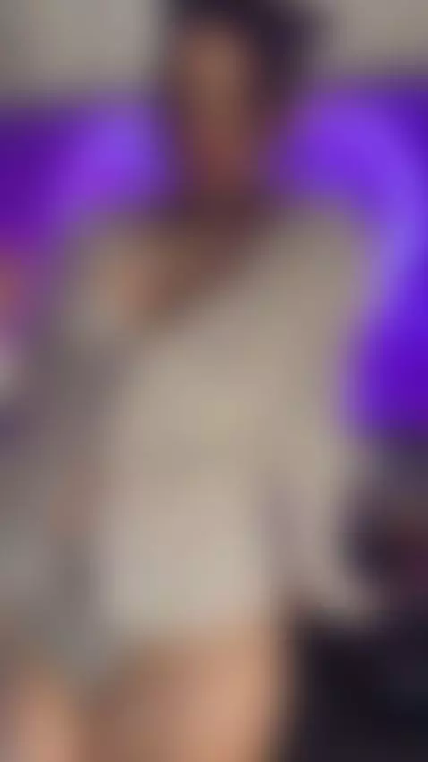 I'm hypnotizing you: you lick me, you're mine by gabymanson1