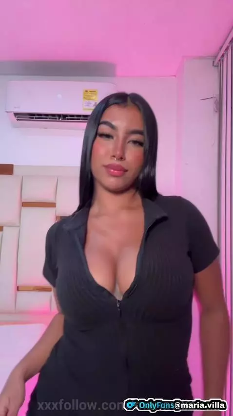 colombiana, latina, morena by mariavilla