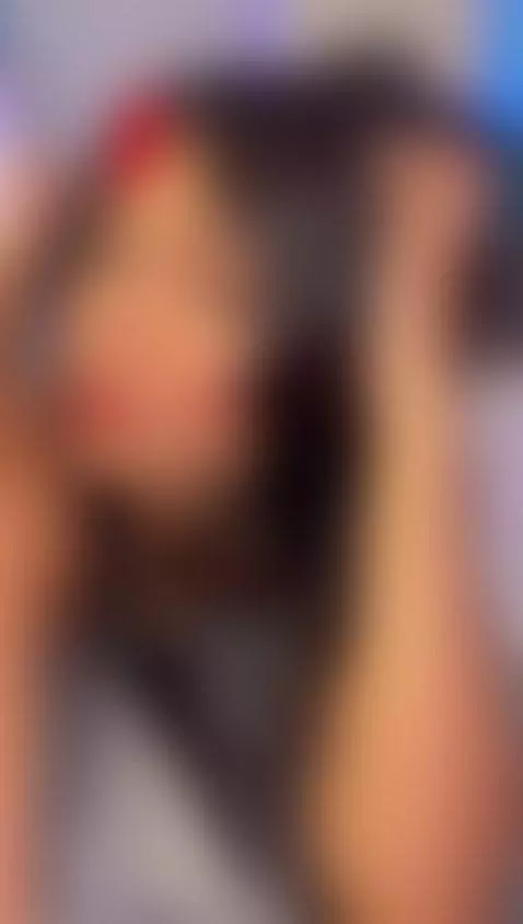 Me cogerias en esta pose?   Will you fuck me in this positio... by charlotrossel