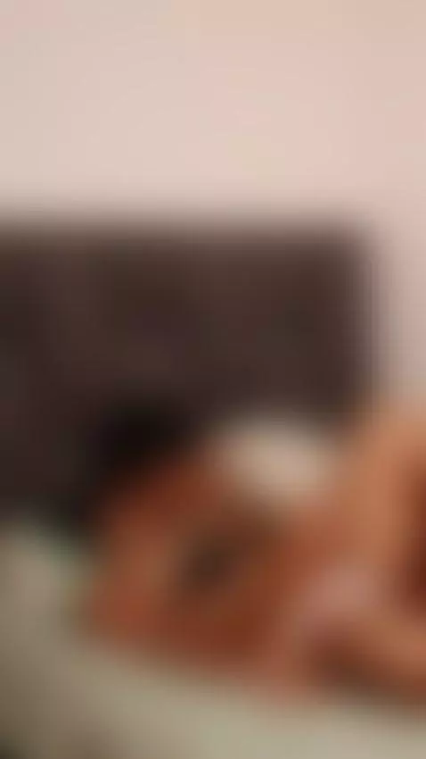 abro a latina de piernas by soloincognita