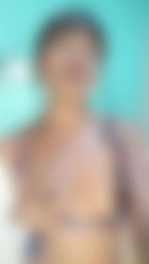 Touch my hot body  for you by fiorellarains