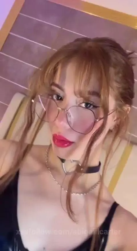 Guys, my show has already started, and I want you to be part... by abigaiilcarter