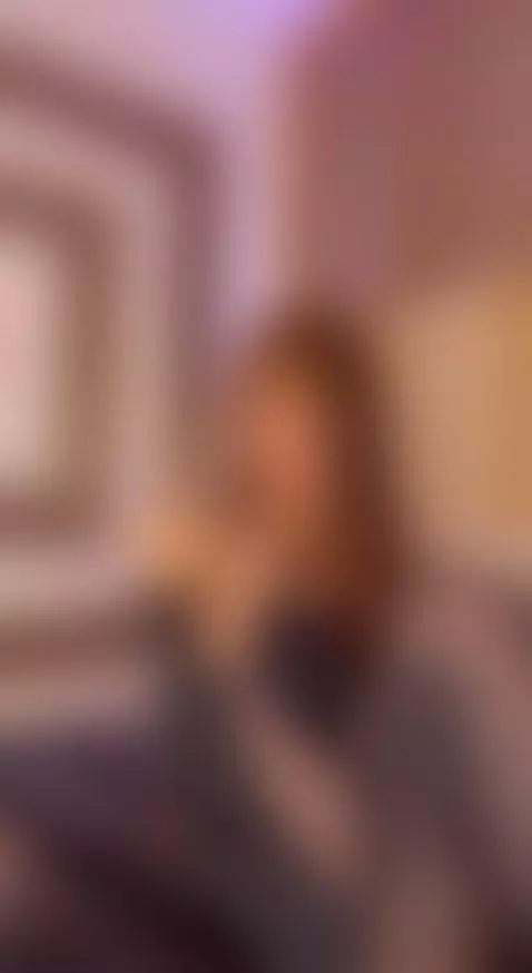 I'm online now, sweetheart... Will you come see me before it... by abigaiilcarter