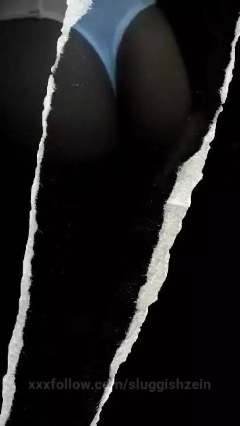 q rica me veo
#culazo by sluggishzein