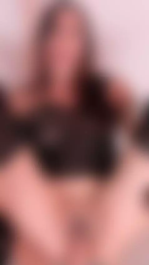 Hmmm fucking pussy 🍆🥵 by crystalsm