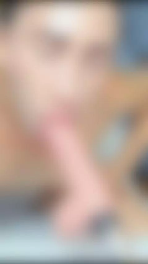 Machine fucks my throat🥵🥵💦 by crystalsm