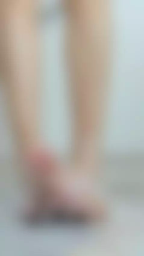 your cream on my feet ..👣👅😈🥵. by crystalsm