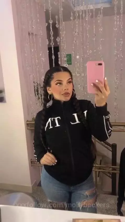 Beauty Carved to Perfection💎👀💋 by mollybeckers