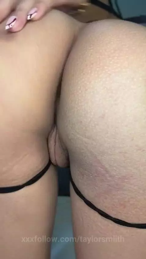 play with my tight, juicy pussy 😈 by taylorsmiith