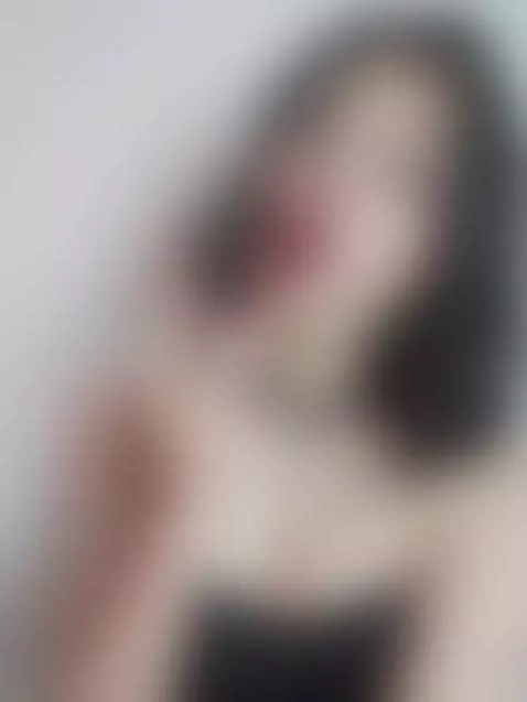 I am the woman to dominate your senses by guxploxxx