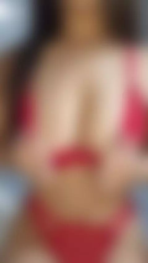 Soft lights, cozy vibes, and a little bit of mischief. ✨ by cuteleslie