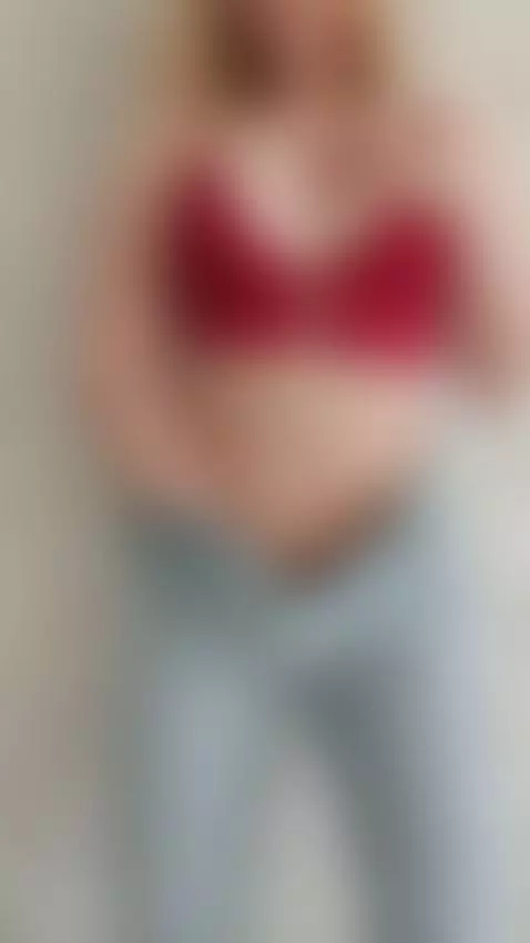 I look so hot when I touch my pussy by sweetyhanna