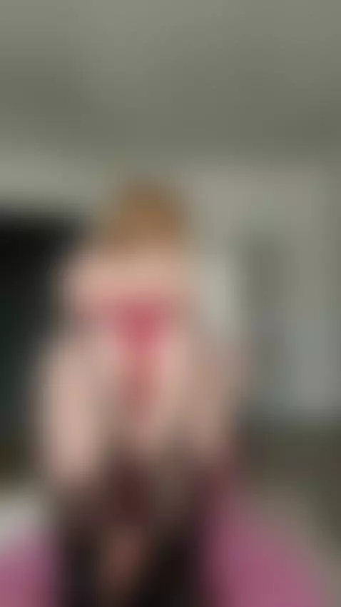 I look very hot in these stockings by sweetyhanna