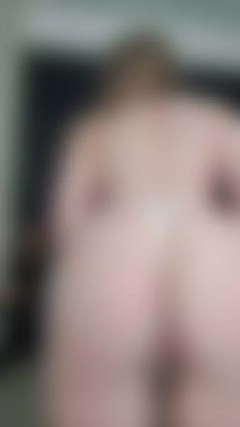 These panties are so tight by sweetyhanna