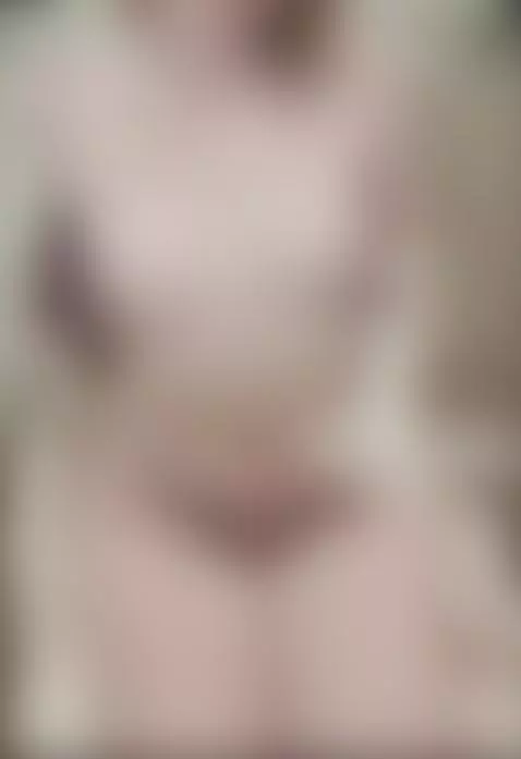 i like when u are whatching at me by sweetyhanna