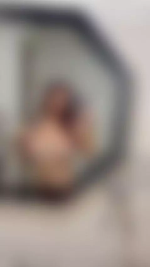 👇🏼😈 I have a gift for your by julianarussi