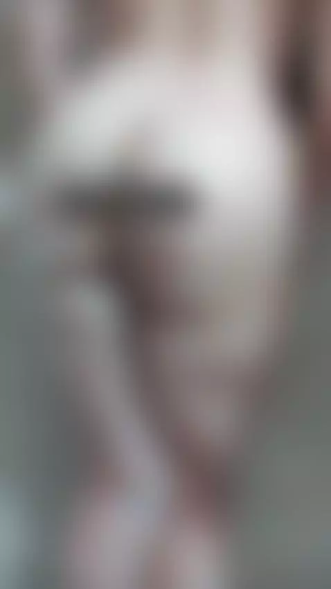 Getting mommy's thick booty all soapy. Come get a taste 😘 by milfyinny