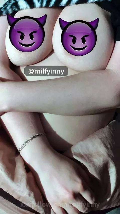 Big natural boobs have something special, am I right? 😏 by milfyinny