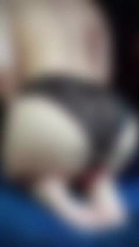 Looking for a face to sit on, can you handle these juicy che... by milfyinny