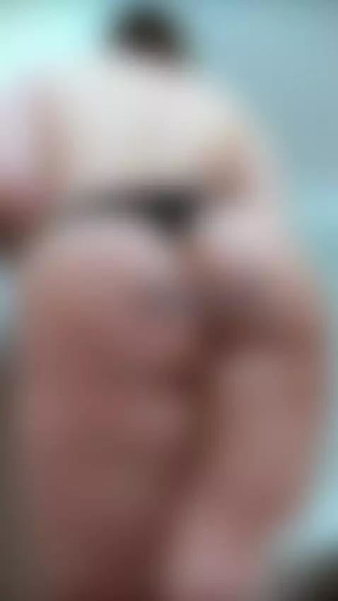 Just a playful tease from my big ass! Want to explore furthe... by milfyinny