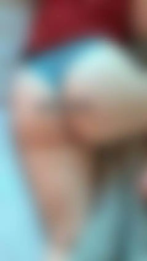 Big ass, thick thighs, and a whole lot of confidence! Who's ... by milfyinny