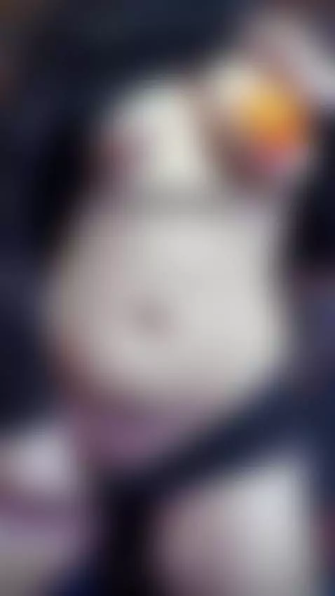 Caught your attention yet? 😜 by milfyinny