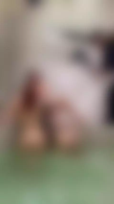 a delightful lesbian show by pussysweet21