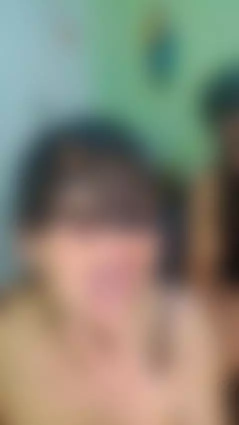 cum kiss 💋💋🍼🍼
watch today's live stream on...
https://onlyfa... by putitagesellina