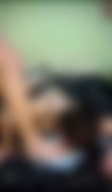 Spanking and lick feet
https://onlyfans.com/putitagesellina by putitagesellina