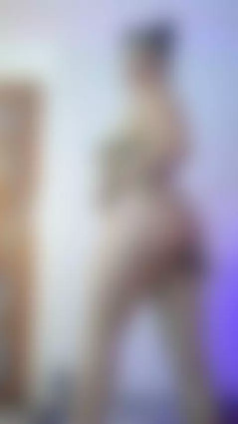 How do I look like this? by anaise-latif