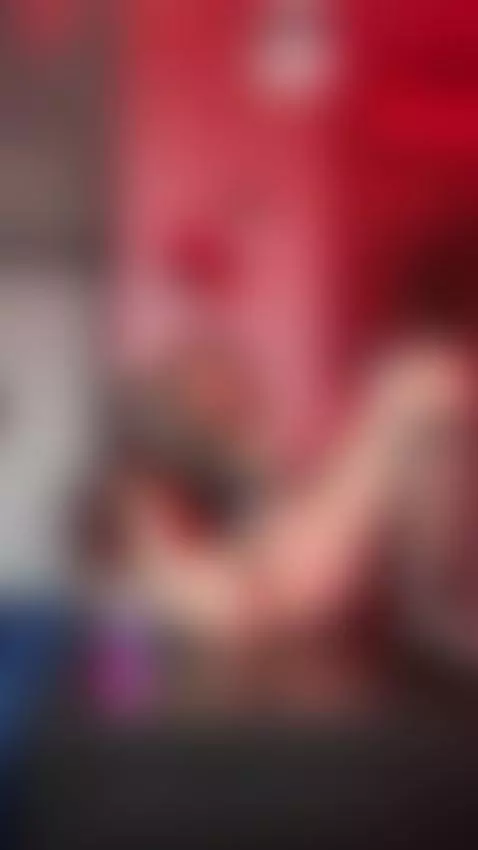 Slaying with my sexy vibes by kristysun