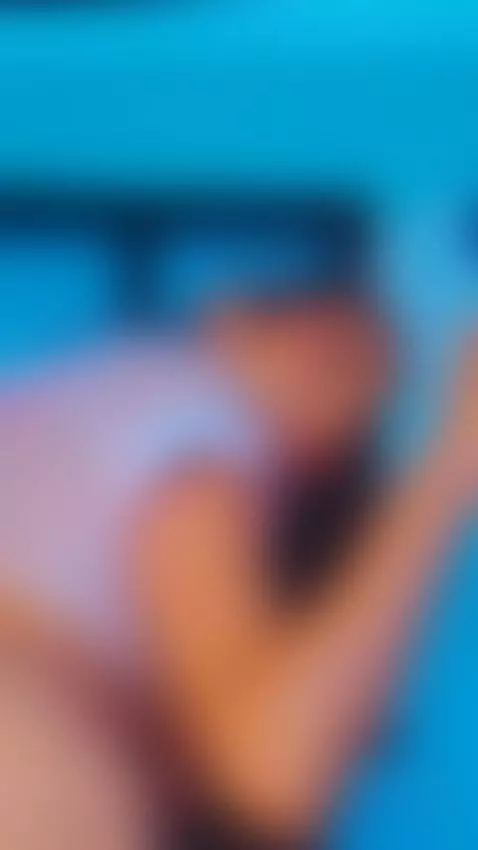 Enjoy the view ;) by cassidy-blossom