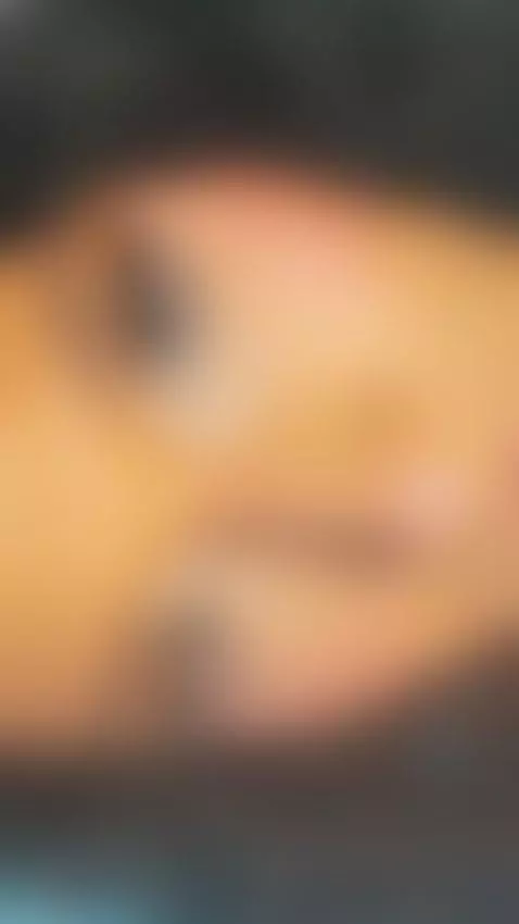 killer eyes and body ;) by cassidy-blossom