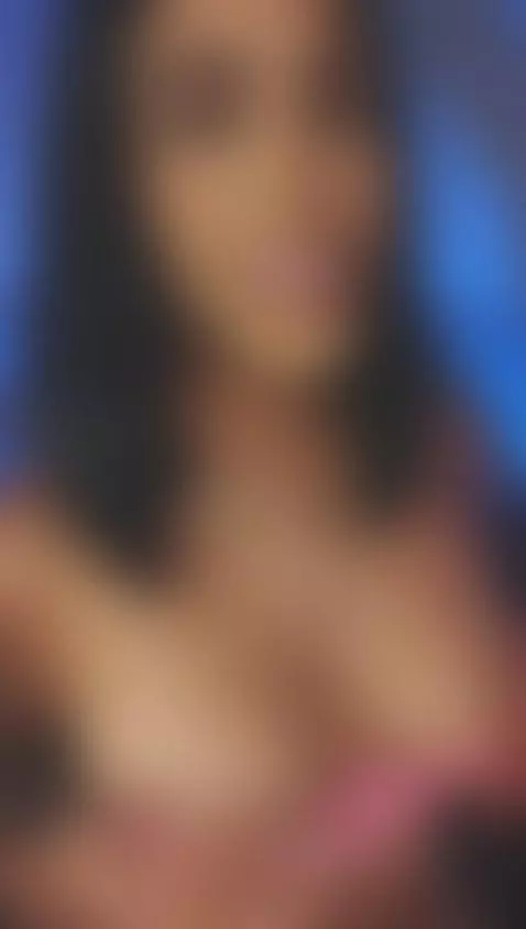 ⭐⭐Come play with the best webcam girl⭐⭐ by isabellacruz1