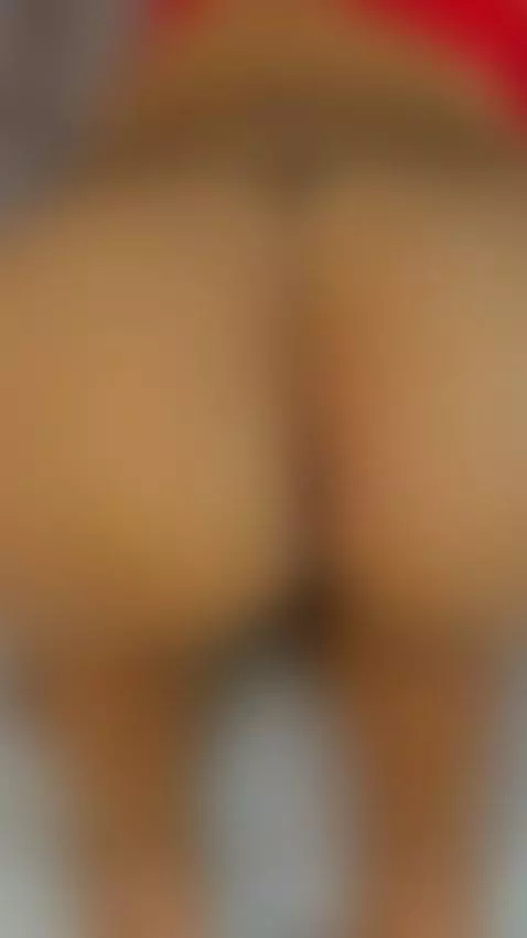 Do you want to bury your face in my ass? 😏🍑 by abby-02