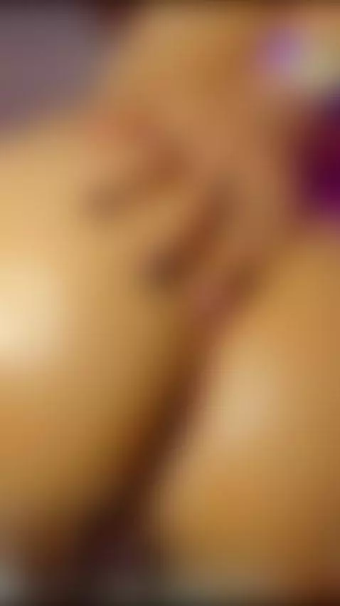 On all fours, playing with my wet pussy for you 🤤🔥 by abby-02