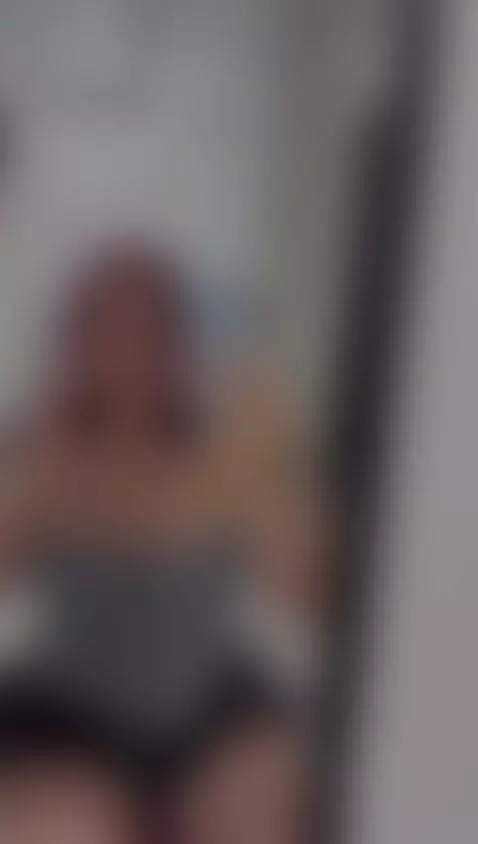 Seductive girl by nicol-taylor