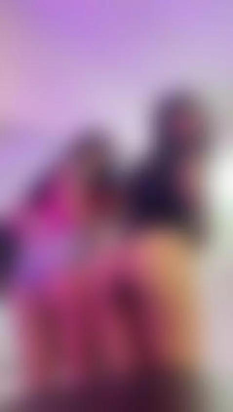 do u wanna make us happy? by gabyblaze