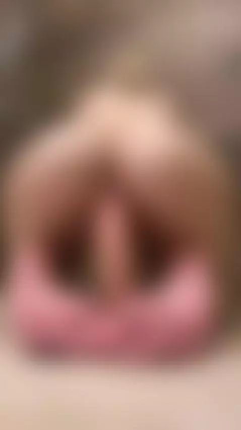 can this college slut suck you dry - Y or N? by maddisongrey