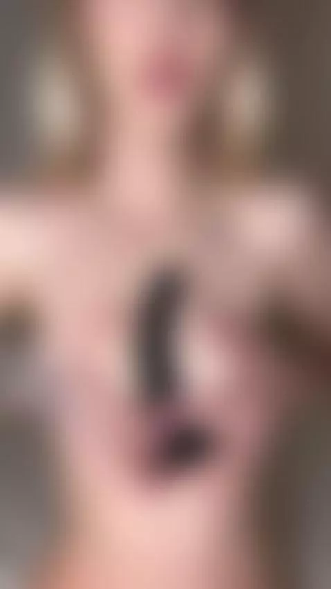 Is this enough to catch your attention? by maddisongrey