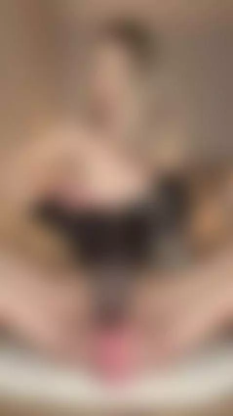 Slaying with my sexy vibes by maddisongrey