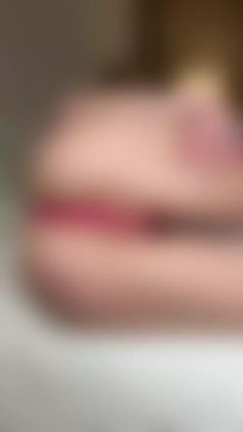 I'm going to squeeze your cock between my tits by maddisongrey