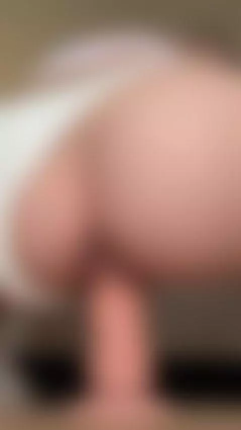 Let me take care of your cock using only my ass by maddisongrey
