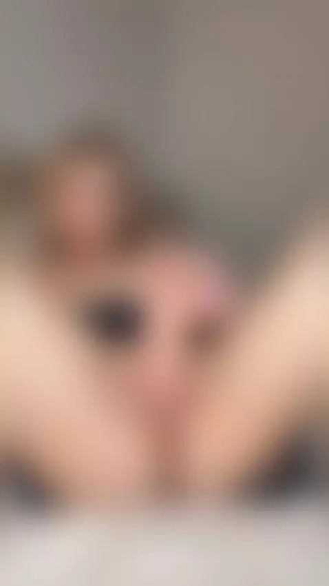 Blondie's wet pussy gets a close-up in this solo session by maddisongrey