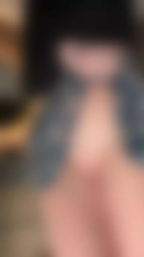 Would you watch quietly while I show off my pussy without im... by maddisongrey