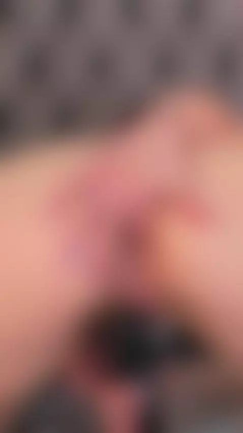 Finger in my ass as my pussy masturbate 🌸🍑💦 by lily-fleming