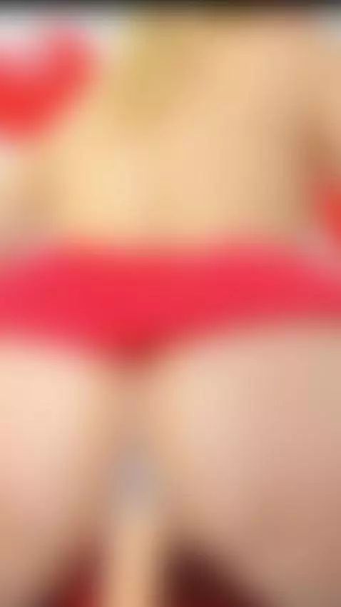 Bombón 🩷💝 by violeetgray