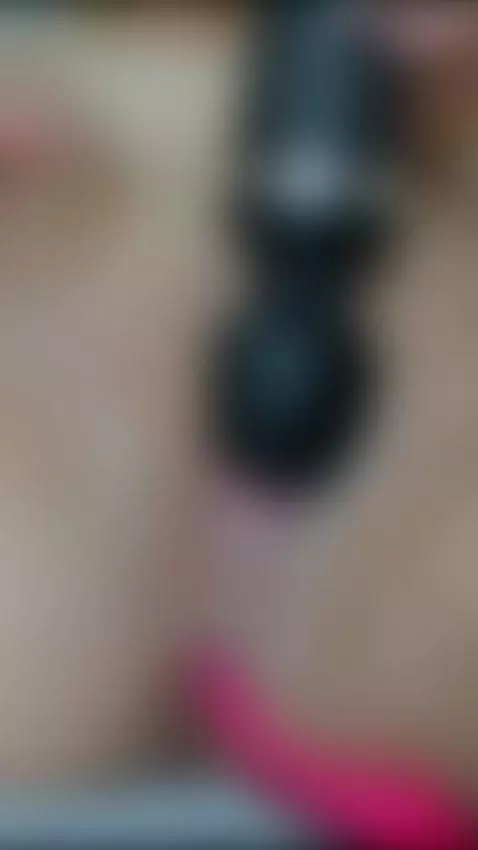 DOMI VIBRATOR IN MY PUSSY MAKES ME VERY HOT🥵💦👅 by violeetgray