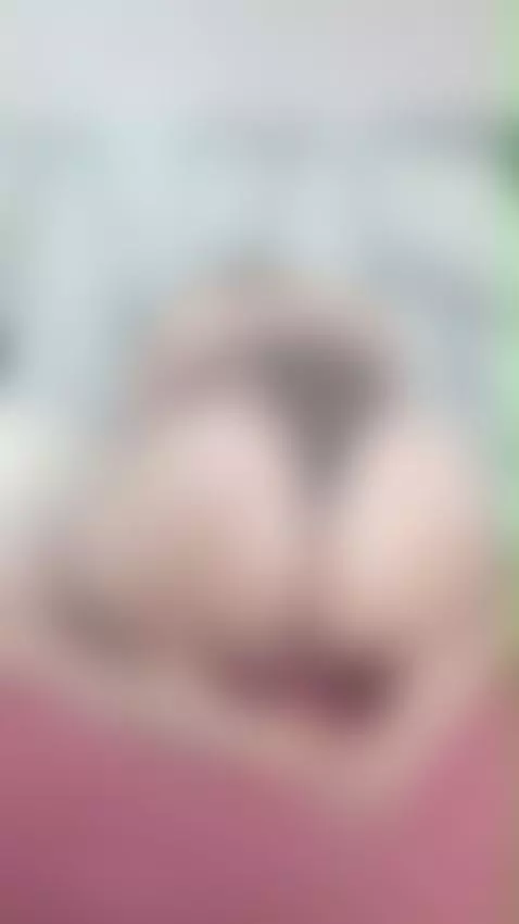 Rubbing my pussy💦 by kimberly177