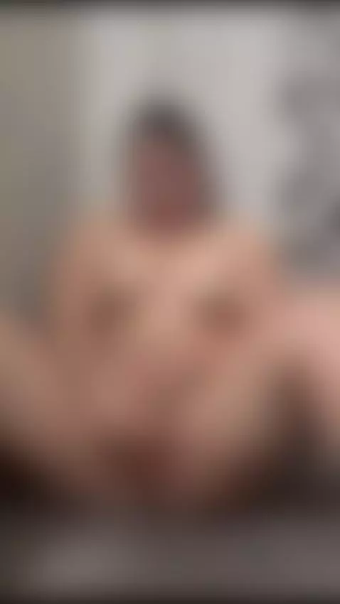 big dropper in my pussy while I masturbate...🥵💦❤️‍🔥😈🔥 by kimberly177